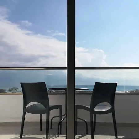 Hotell Evita Bay 4*