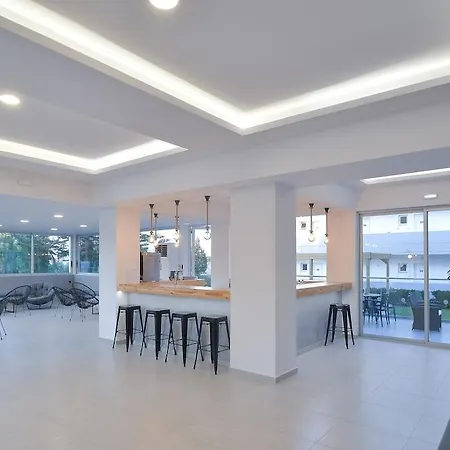 Evita Bay Hotell