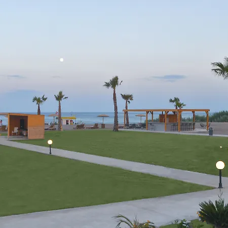 ホテル Evita Bay 4*